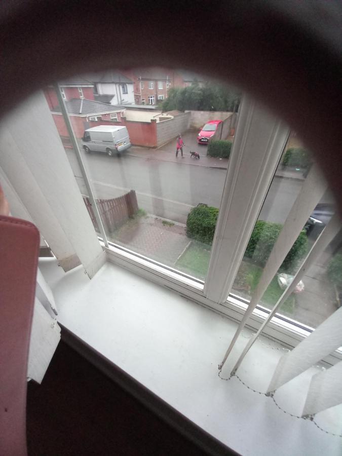 Private Rooms, 2 Showers In 3 Storey Hse, 25 Minutes Walk From Leicester City Centre Екстер'єр фото